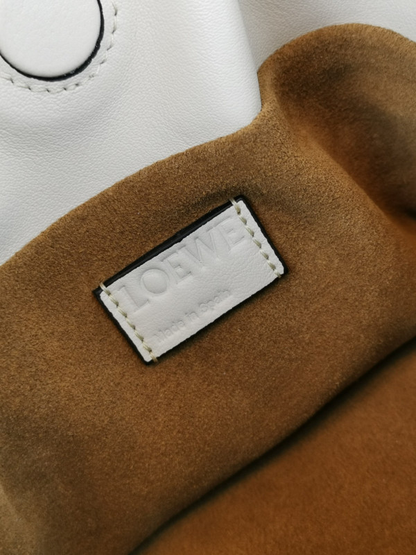 LOEWE Flamenco clutch