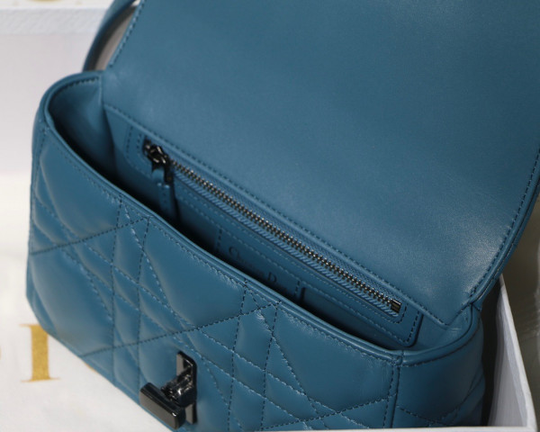 D*or small D*or caro bag