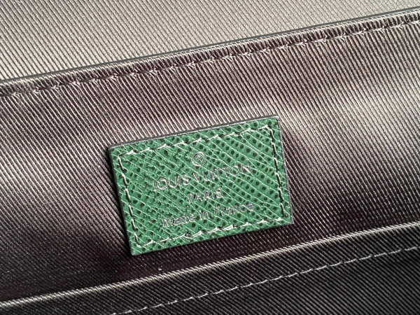 l**is V*t*n district pm