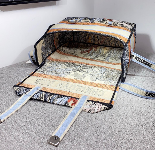 D*or oblique D*orcamp messenger bag