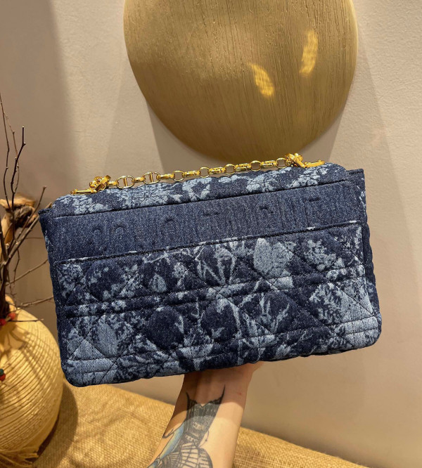 D*or 30 montaigne bag