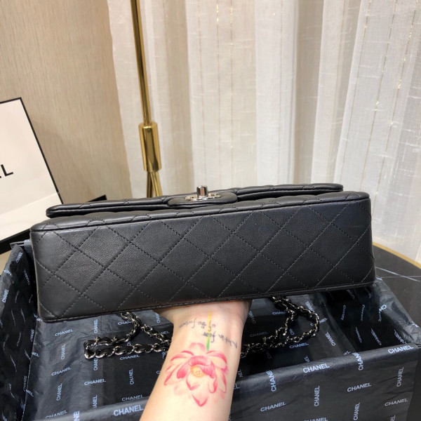 CL FLAP BAG LAMBSKIN