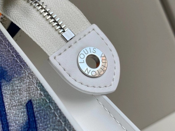 l**is V*t*n pochette voyage mm