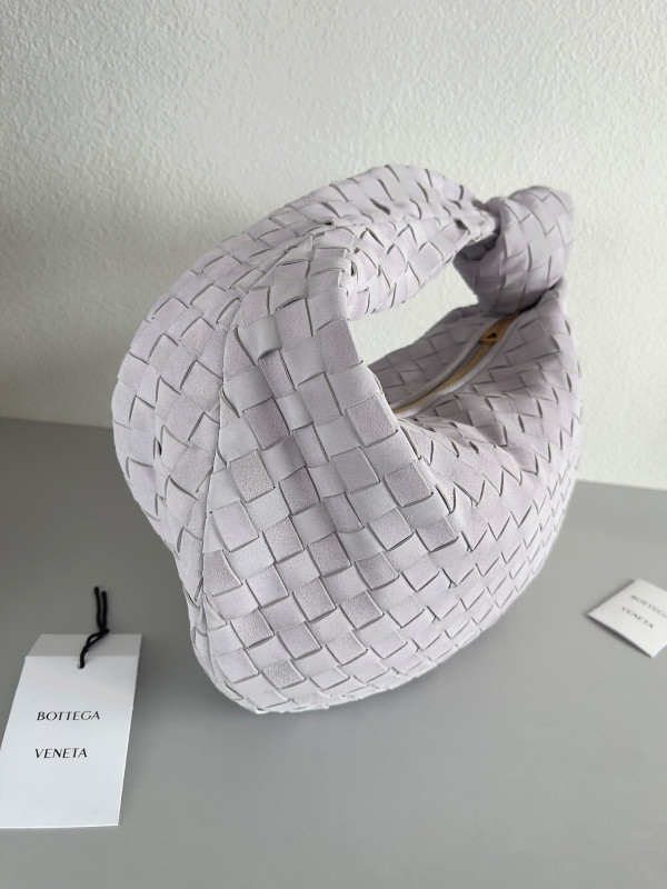 Bo*te*ga ve*ne*ta teen jodie