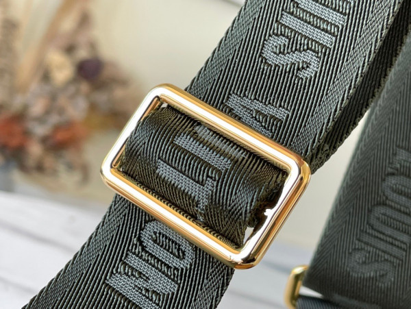 l**is V*t*n maxi multi pochette accessoires