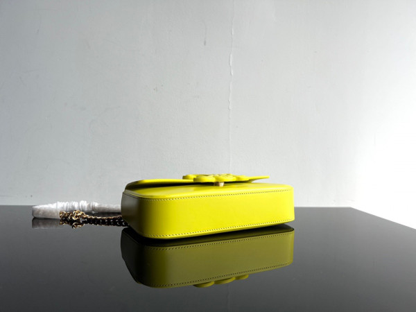 Ce**e triomphe shoulder bag