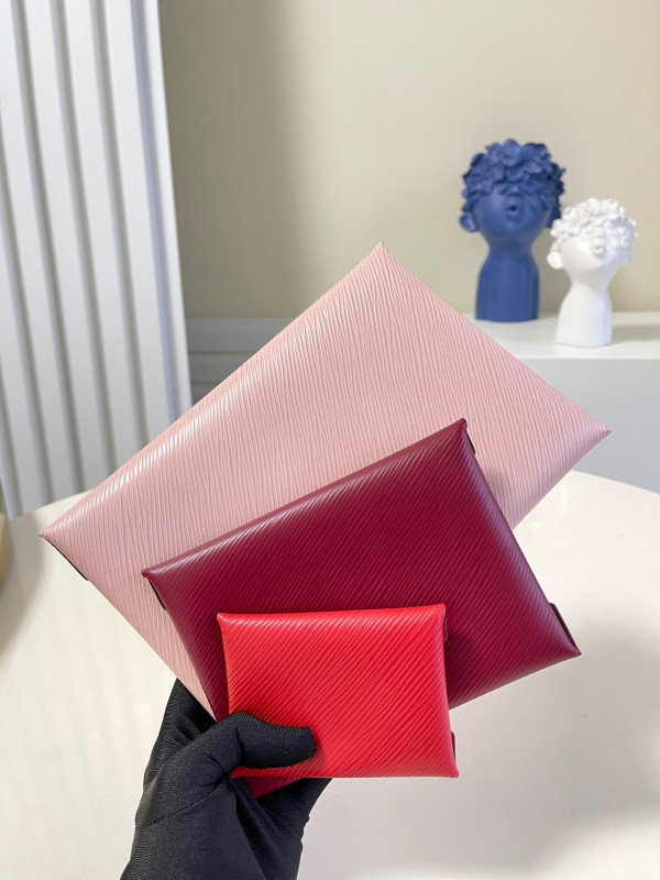 l**is V*t*n kirigami pochette