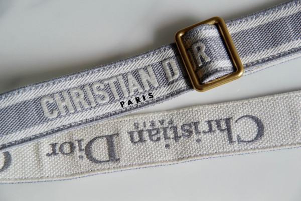 D*or adjustable shoulder strap