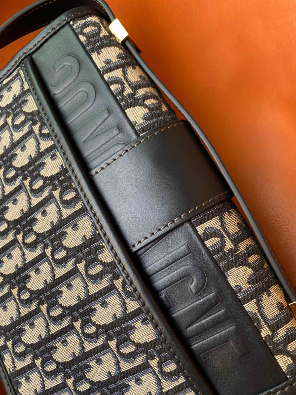 D*or oblique montaigne