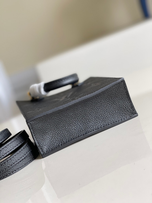 l**is V*t*n petit sac plat