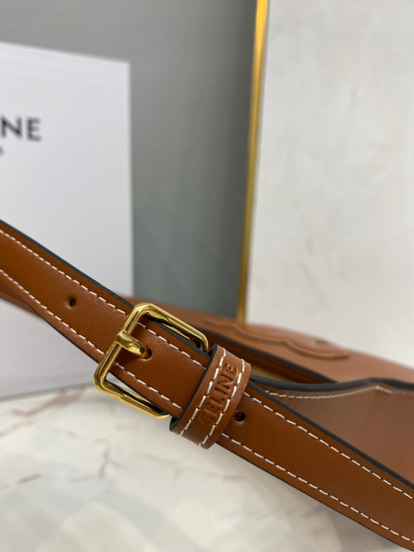 Ce**e shoulder bag cuir triomphe