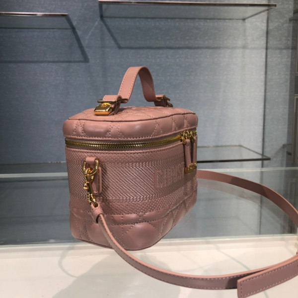 D*or small D*ortravel vanity case-18.5-13-10.5cm