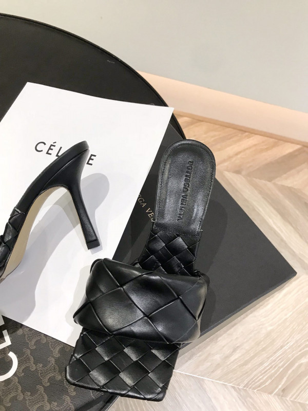 Bo*te*ga ve*ne*ta lido