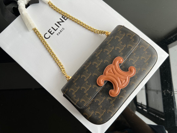 Ce**e triomphe shoulder bag