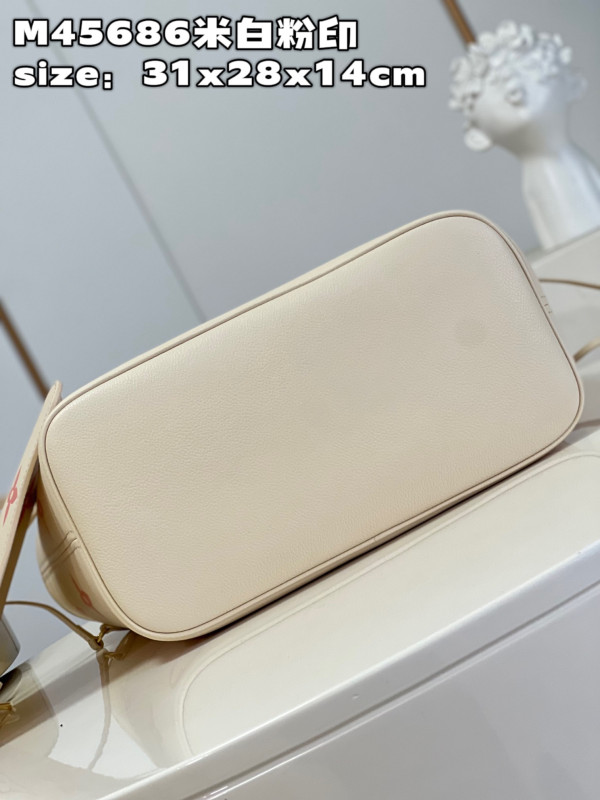 l**is V*t*n neverfull mm