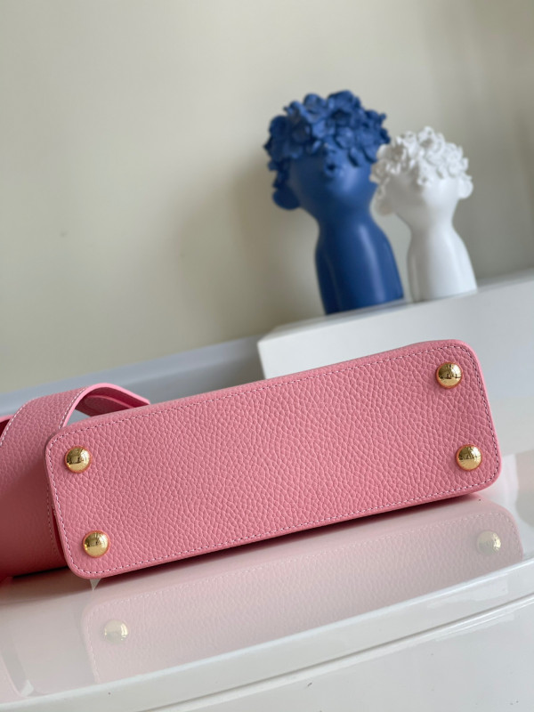 l**is V*t*n capucines bb