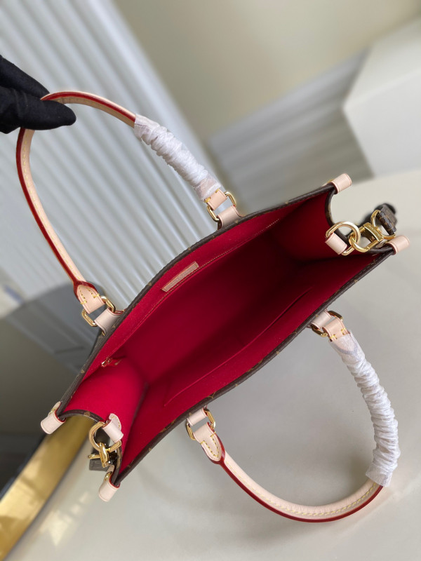 l**is V*t*n petit sac plat