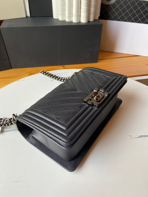 CL BOY BAG WITH GUN CHAIN 20CM/25CM