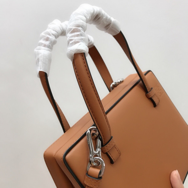 LOEWE POSTAL SMALL BAG