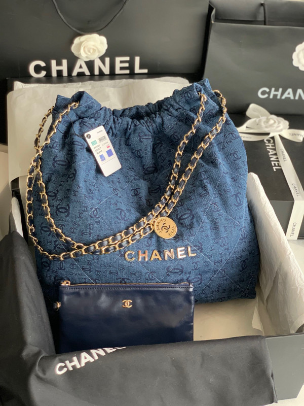 CL LARGE 22 HANDBAG