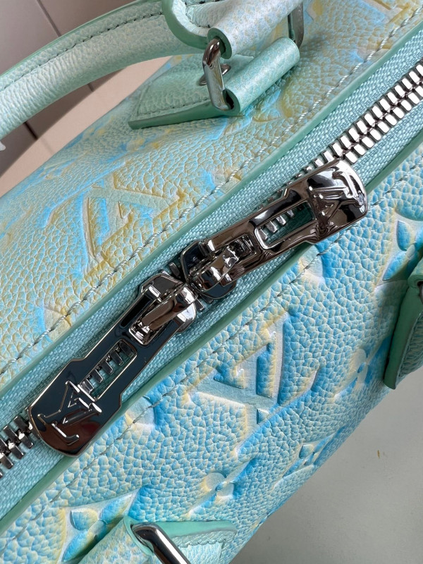 l**is V*t*n speedy bandouliÈre 20