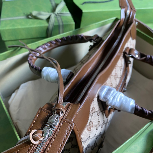 g*u*i x Ba*len*cia*ga classic city