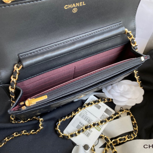 CL CHAIN WALLET LAMBSKIN NEW EDITION