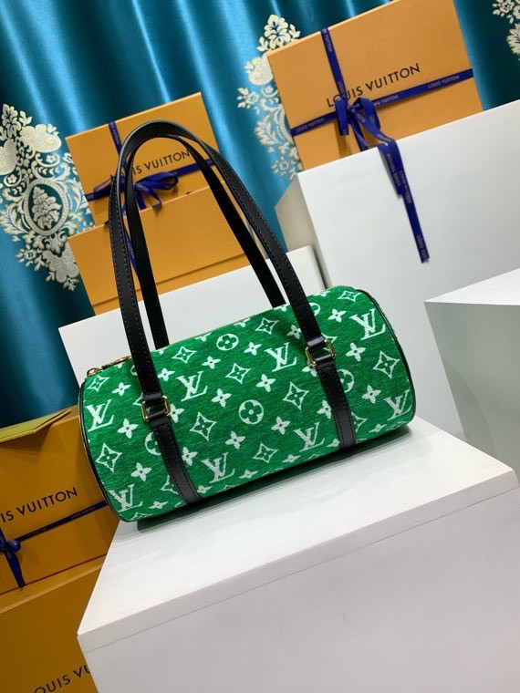 l**is V*t*n papillon