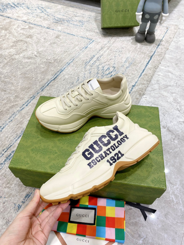 G*u*i rhyton sneaker with 
