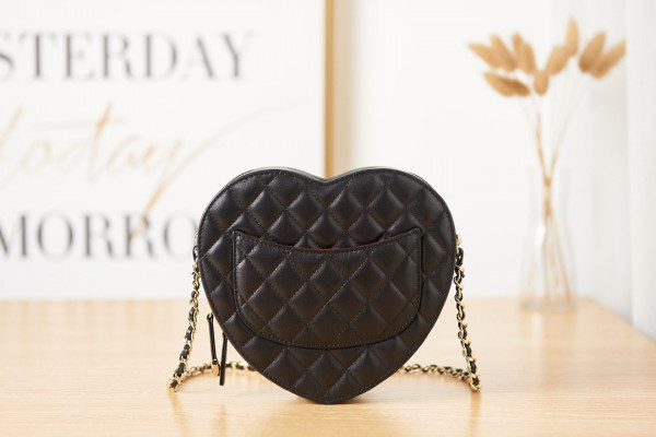 CL HEART BAG