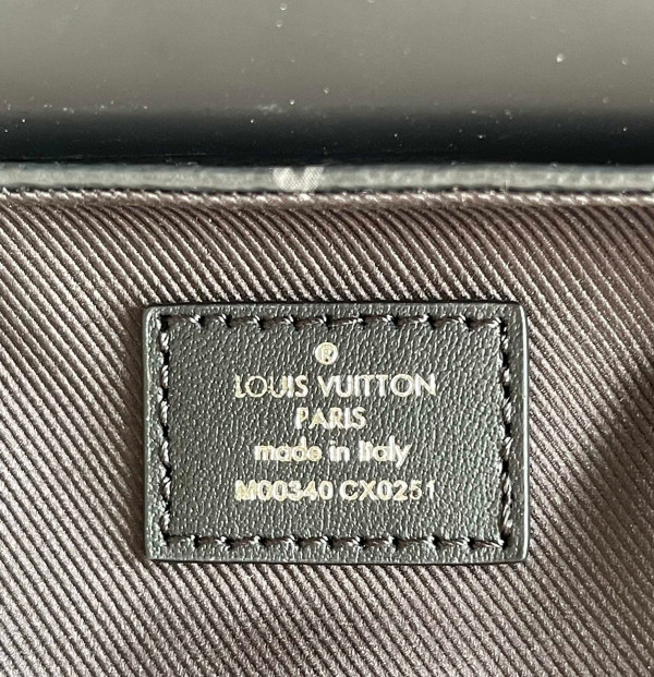 l**is V*t*n mini steamer pouch