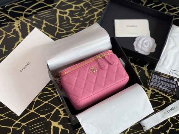 CL SMALL VANITY WITH CLASSIC CHAIN