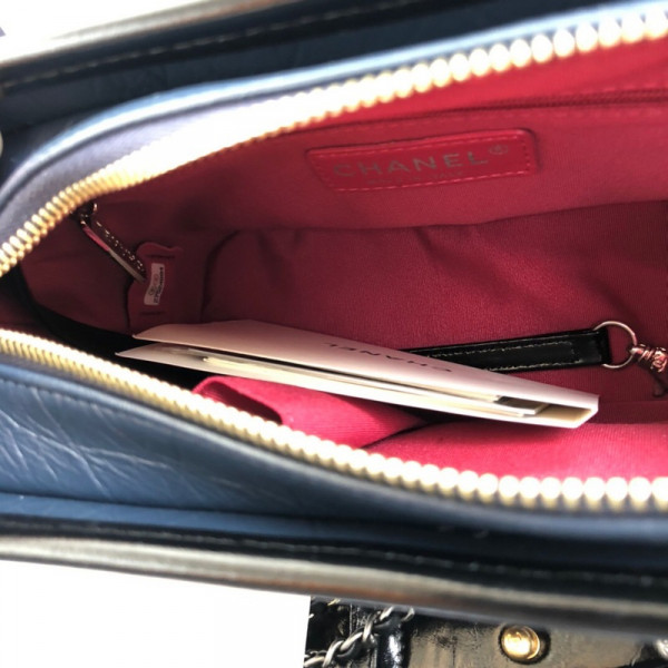 CL GABRIELLE SMALL HOBO BAG