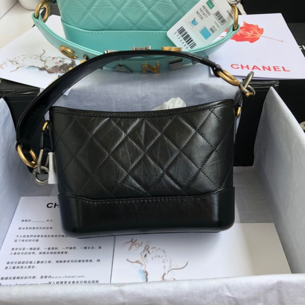 CL GABRIELLE HOBO BAG