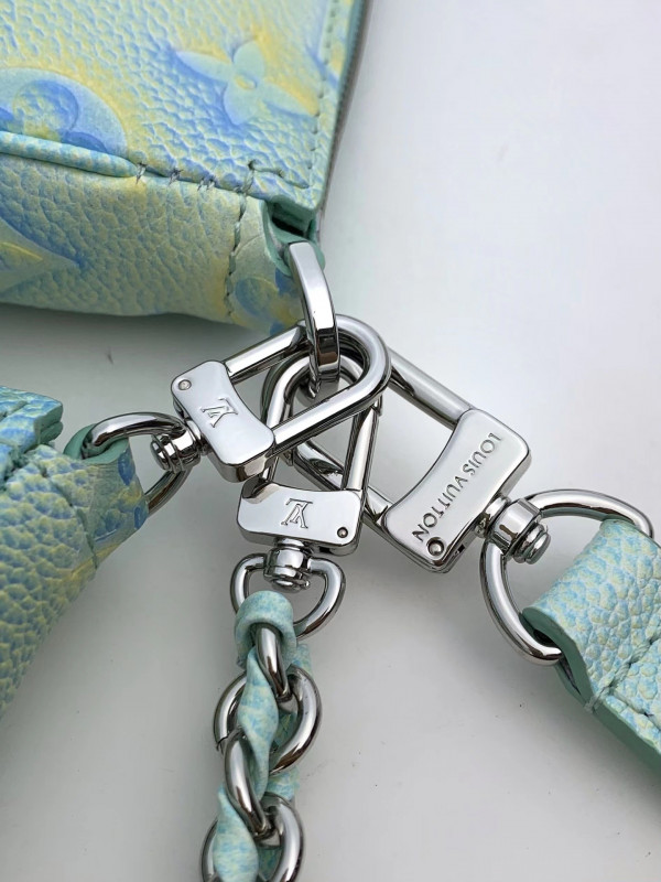 l**is V*t*n multi pochette accessoires