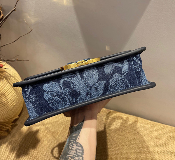 D*or 30 montaigne bag