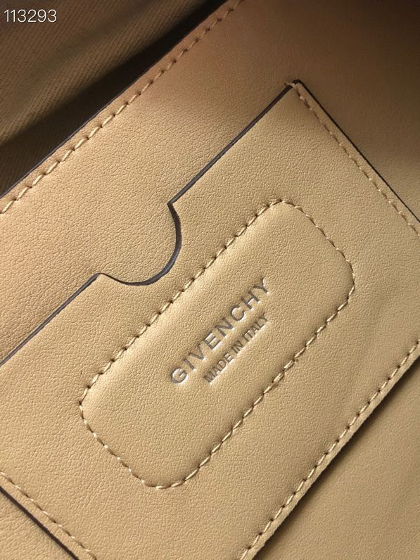 GIVENCHY ANTIGONA SOFT