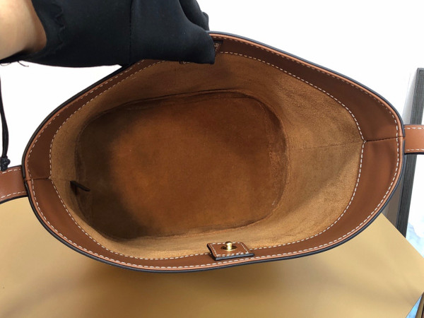 Ce**e small bucket cuir triomphe