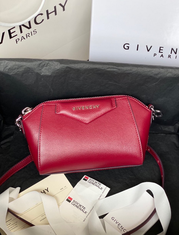GIVENCHY NANO ANTIGONA