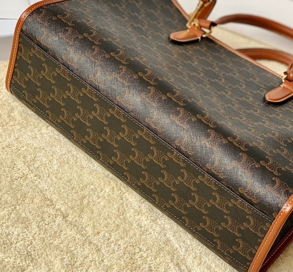 Ce**e mini horizontal cabas in triomphe canvas and calfskin