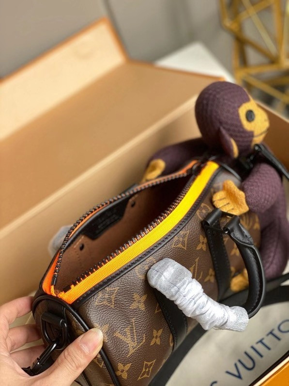 l**is V*t*n keepall xs