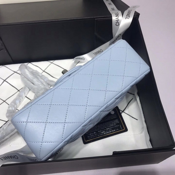 CL Flap Bag Lambskin 20CM