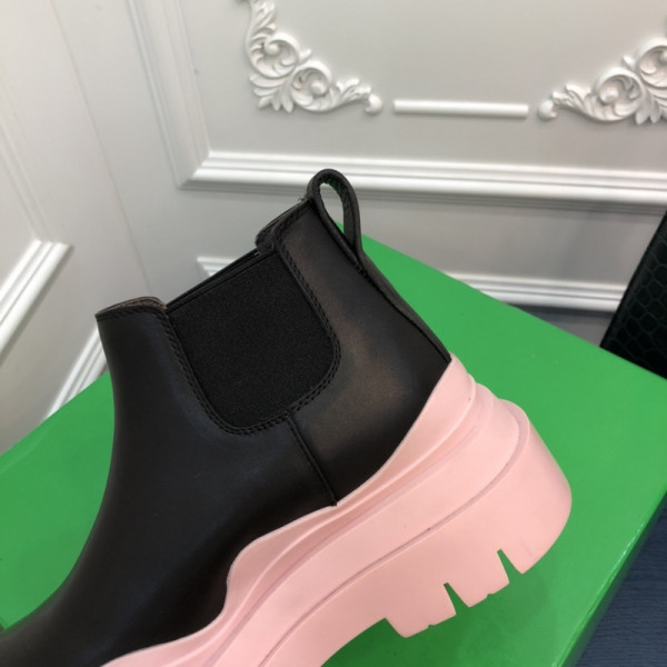 Bo*te*ga ve*ne*ta tire