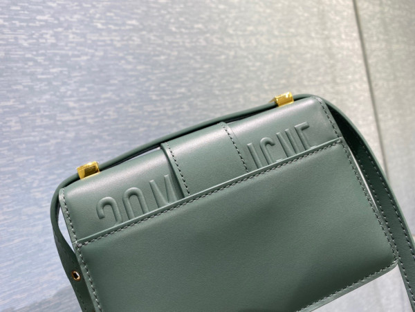 D*or 30 montaigne bag
