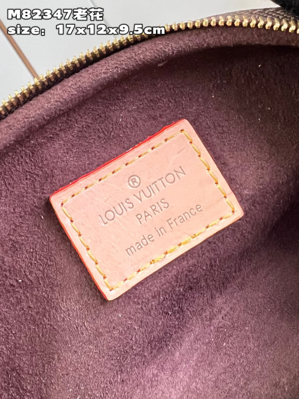 l**is V*t*n mini bumbag-17-12-9.5cm