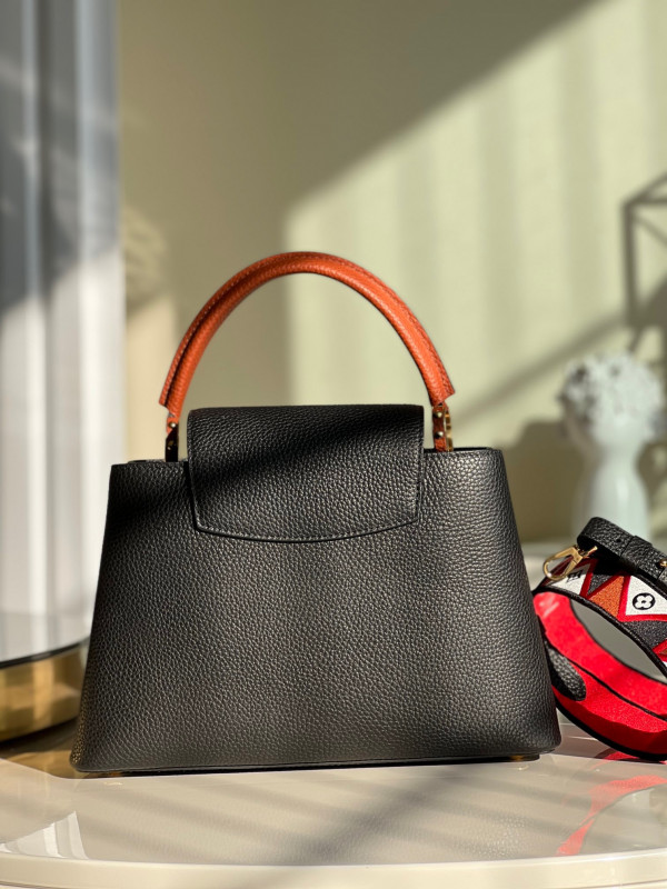 l**is V*t*n capucines mm