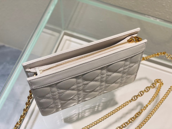 D*or caro zipped pouch with chain