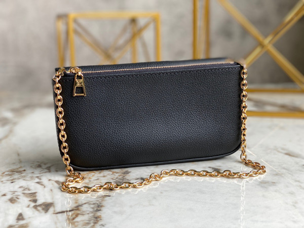 l**is V*t*n lockme pouch