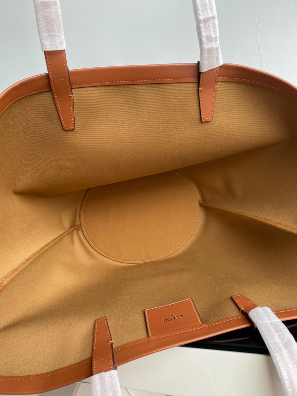 Ce**e large couffin bag