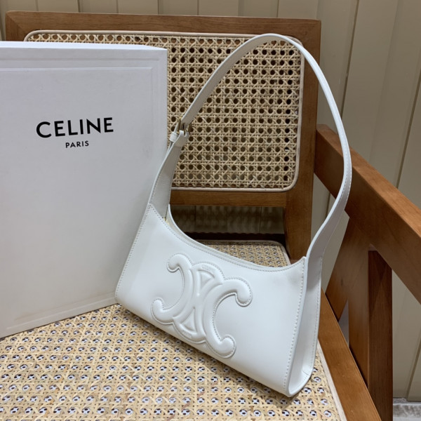 Ce**e shoulder bag cuir triomphe
